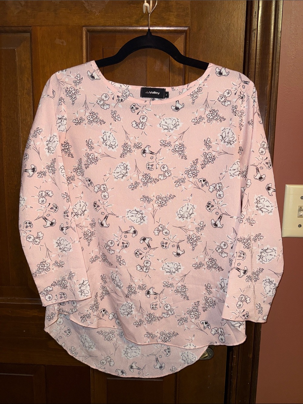 Pink Floral Long-Sleeve Blouse